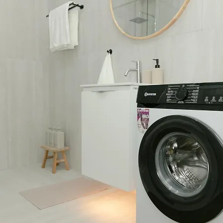 Makom - 1 Bed Boutique Apartman *